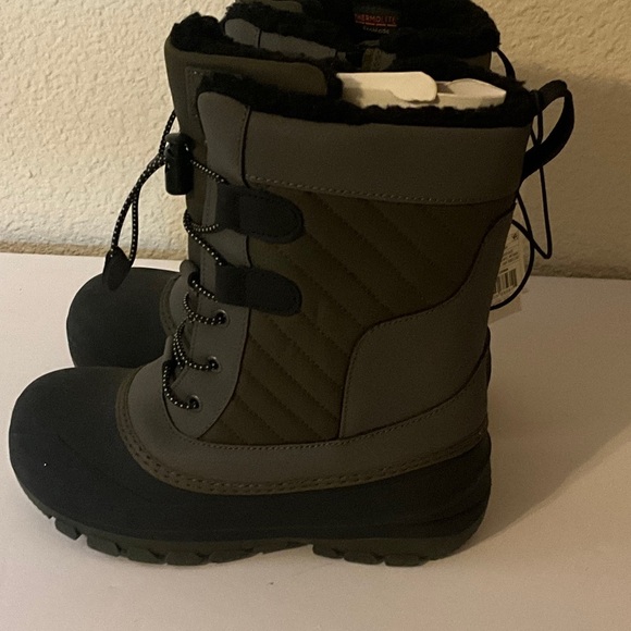 All in Motion Black and Dark Gray Kids Boots - Picture 2 of 4